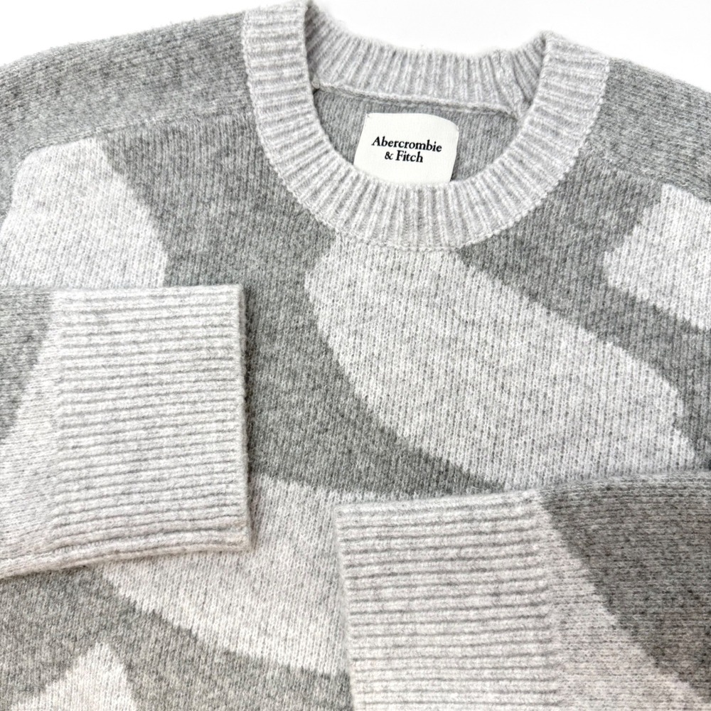Abercrombie & Fitch Womens‎ Medium Grey Abstract Camo Crewneck Knit Sweater